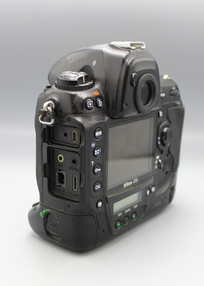 Nikon D3S (199 тыс. кадров)
