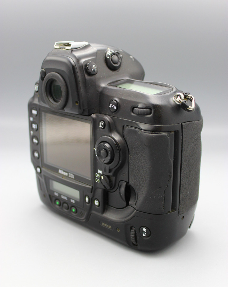 Nikon D3S (199 тыс. кадров)