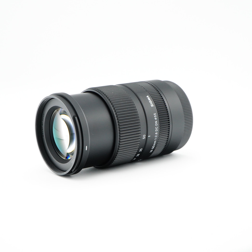 Sigma 18-50mm f/2.8 DC DN Sony E  (like new)