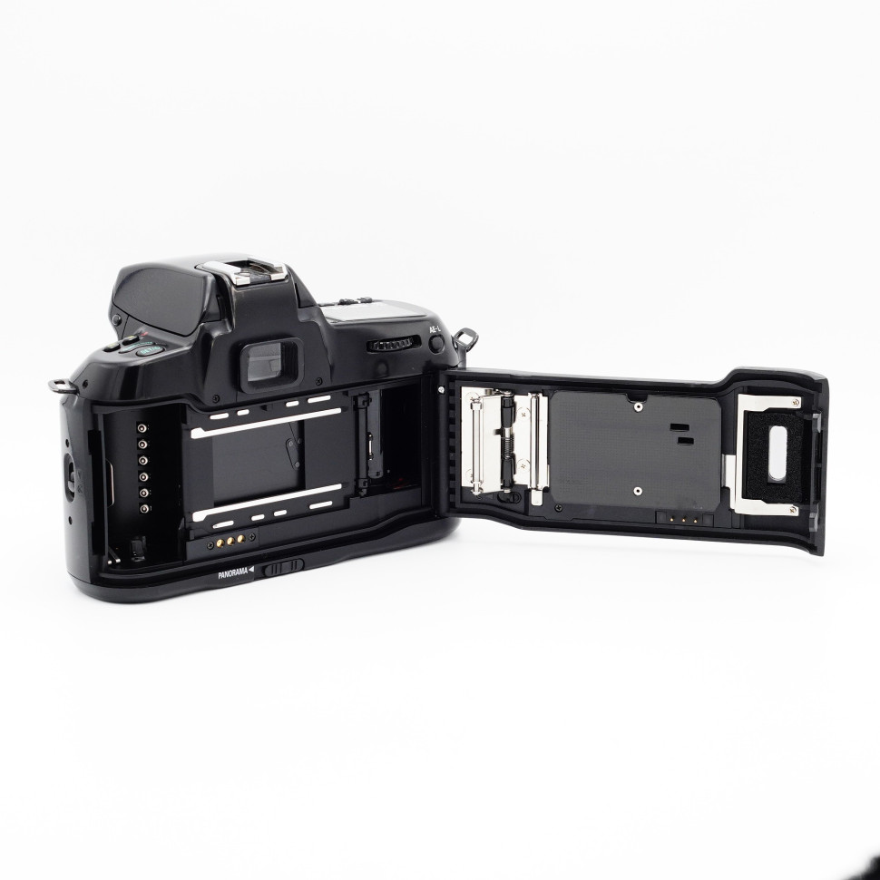 Nikon F70 body (состояние 4)