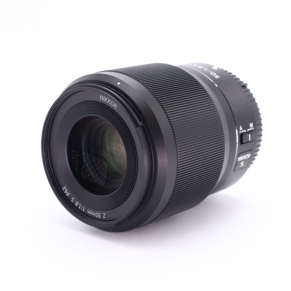 Nikon Z 50mm f/1.8S (витринный экземпляр)