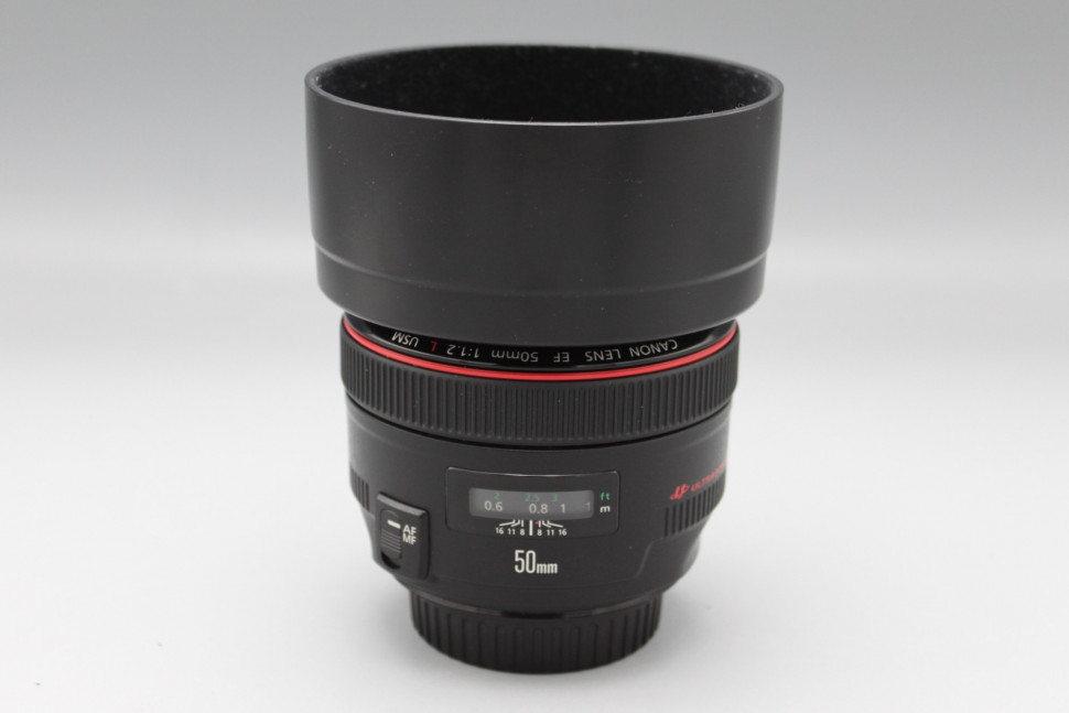 Canon EF 50mm f/1.2L  USM (like new)