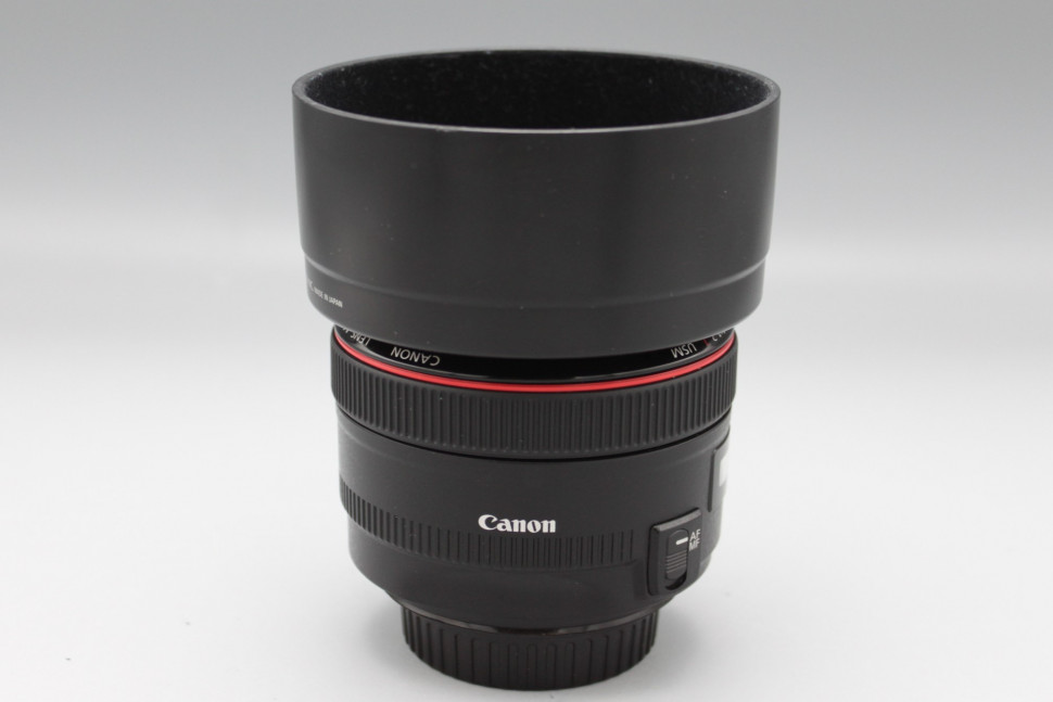 Canon EF 50mm f/1.2L  USM (like new)