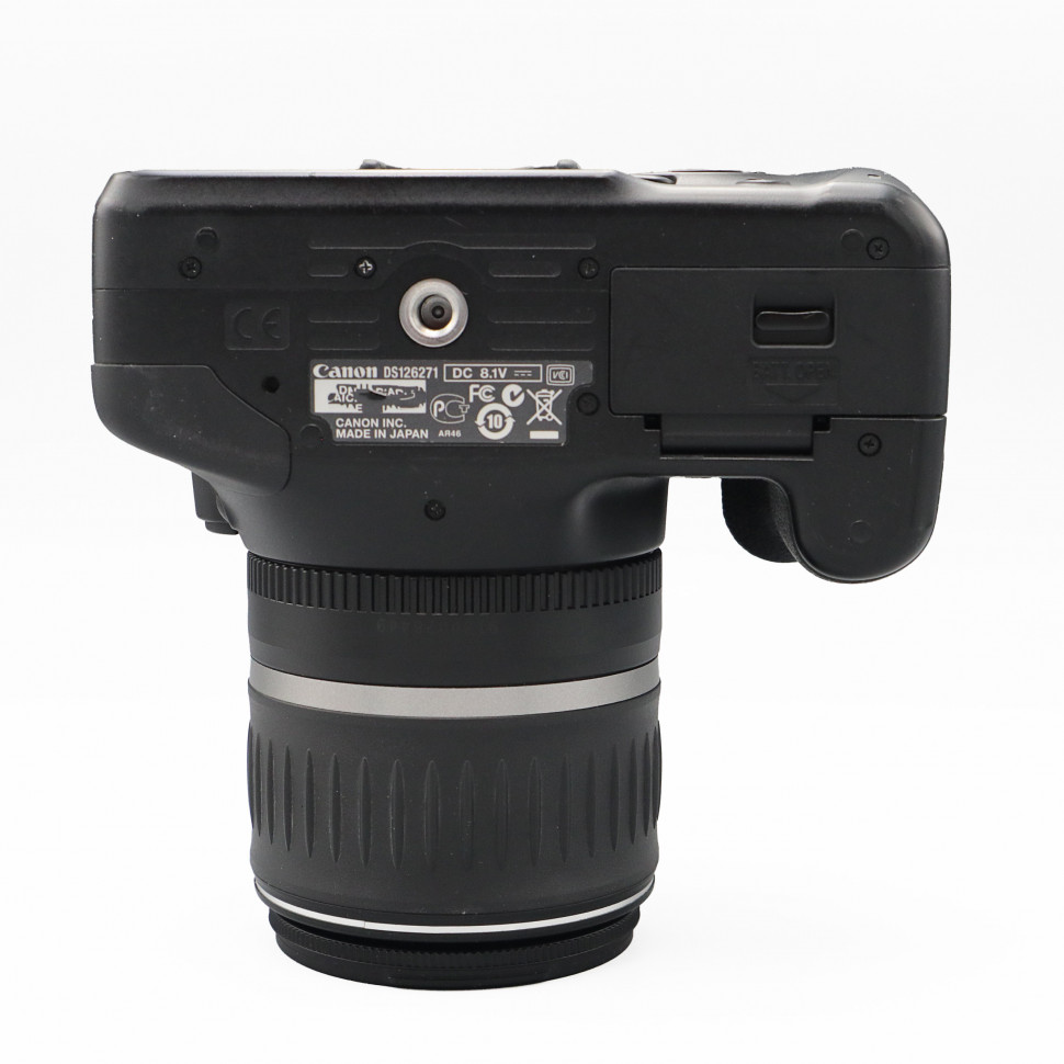 Canon EOS 550D Kit 18-55mm (14000 кадров)