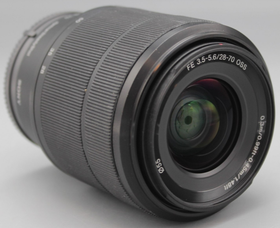 Sony FE 28-70mm f/3.5-5.6 oss(состояние 4)