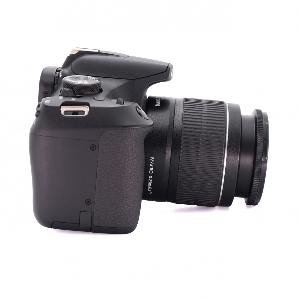 Canon EOS 2000D Kit EF-S 18-55mm III (13.000 кадров)