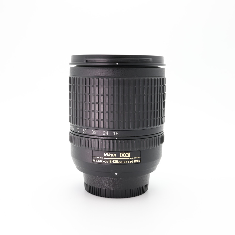 Nikkor AF-S 18-135mm f/3.5-5.6G ED (состояние 4)