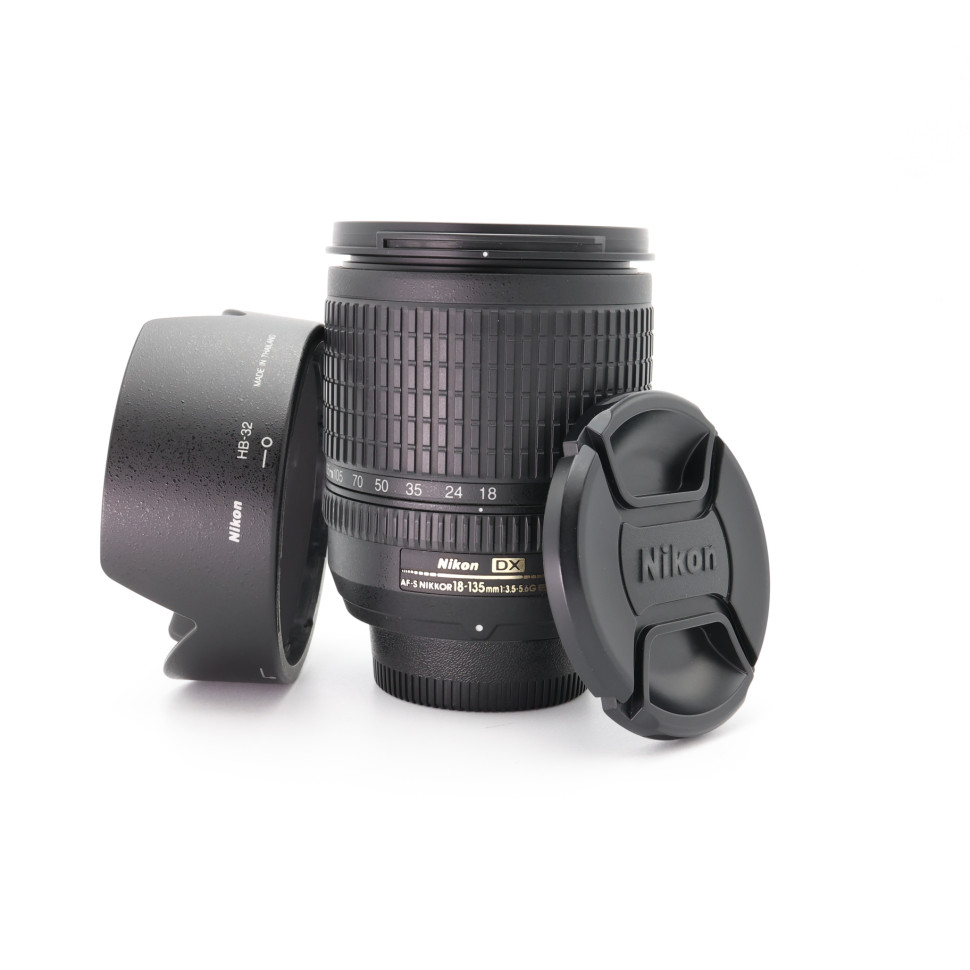 Nikkor AF-S 18-135mm f/3.5-5.6G ED (состояние 4)
