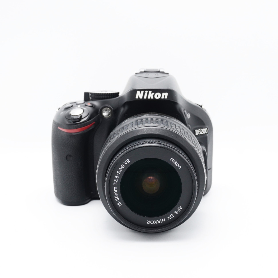 Nikon D5200 Kit AF-S 18-55mm VR (29.000 кадров)