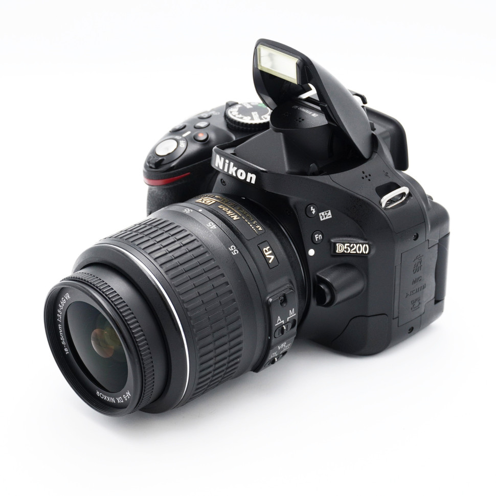 Nikon D5200 Kit AF-S 18-55mm VR (29.000 кадров)
