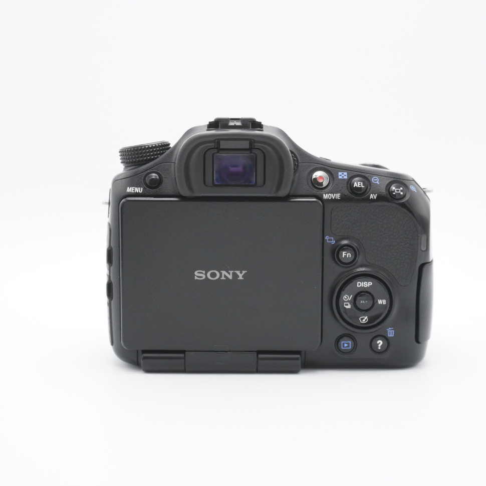 Sony Alpha SLT-A65 (137.000 кадров)