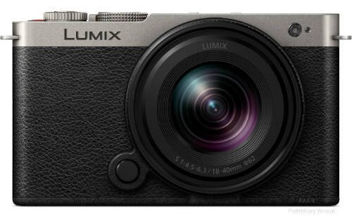 Panasonic S9 silver + Lumix S 18-40mm f/4.5-6.3