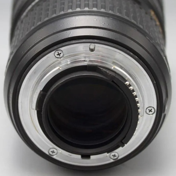 Nikon 24-70 f/2.8 G AF-S Nikkor (Like new)