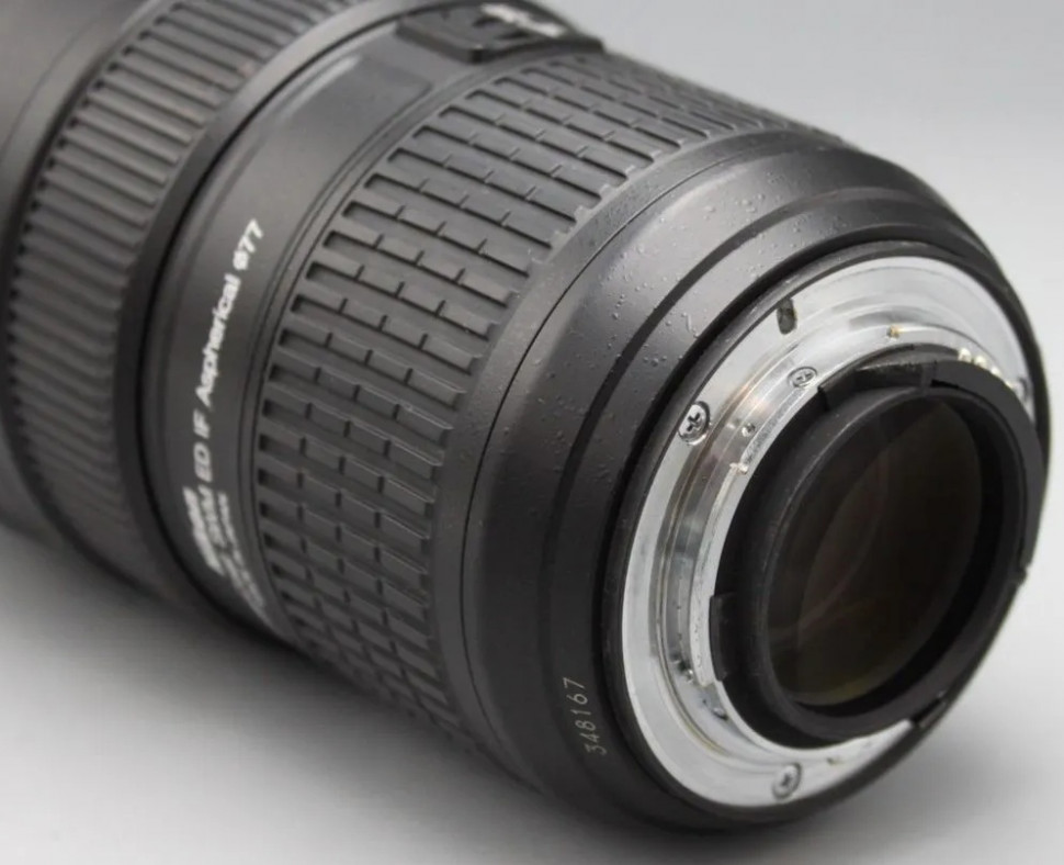 Nikon 24-70 f/2.8 G AF-S Nikkor (Like new)