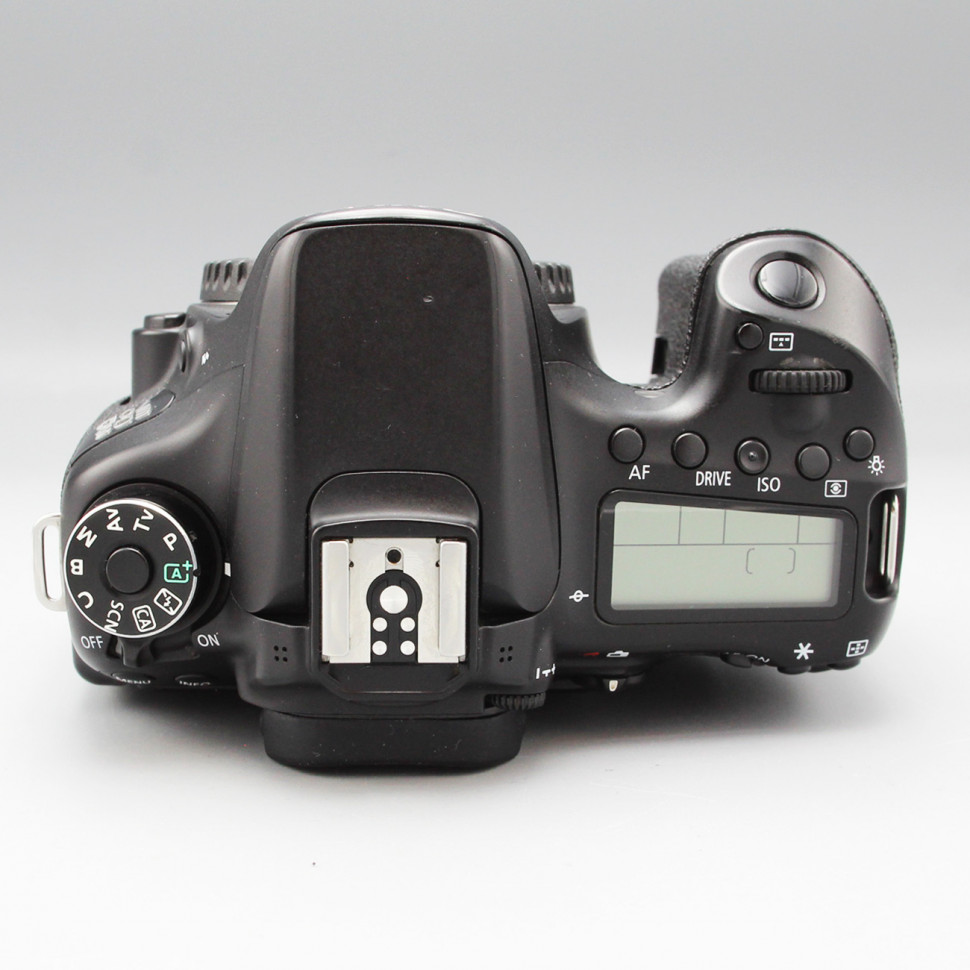 Canon EOS 70D (112000 кадров)
