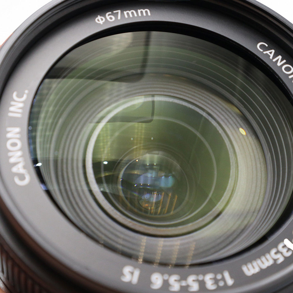 Canon EF-S 18-135mm f/3.5-5.6 IS (сост. 5-)