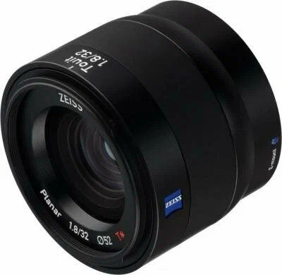 Объектив Zeiss Touit 1.8/32 для Sony E (32mm f/1.8)