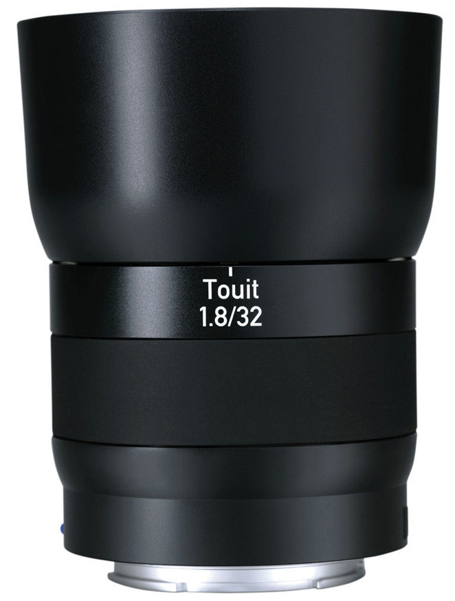 Объектив Zeiss Touit 1.8/32 для Sony E (32mm f/1.8)