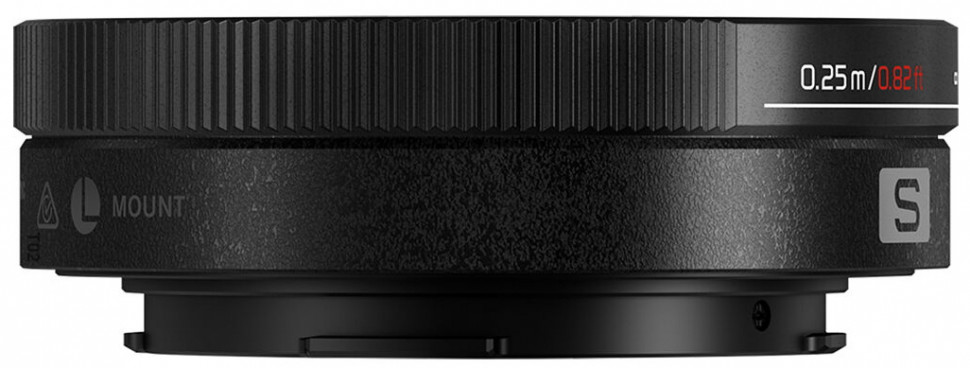 Panasonic S9 Black + Lumix S 26mm f/8