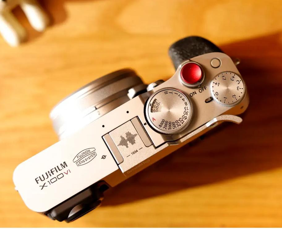 Упор для большого пальца SmallRig 4566 Thumb Grip для Fujifilm X100VI / X100V Серебро