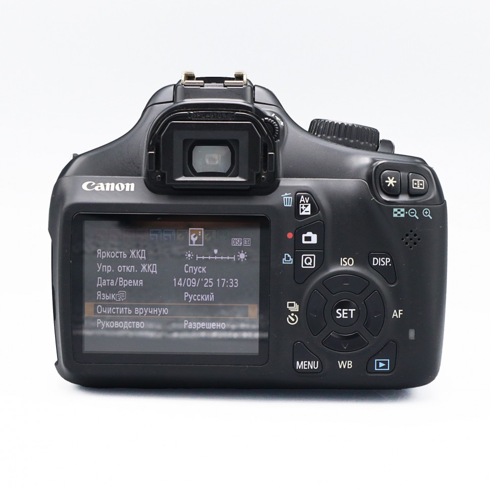 Canon EOS 1100D kit 18-55mm IS II (14800 кадров)