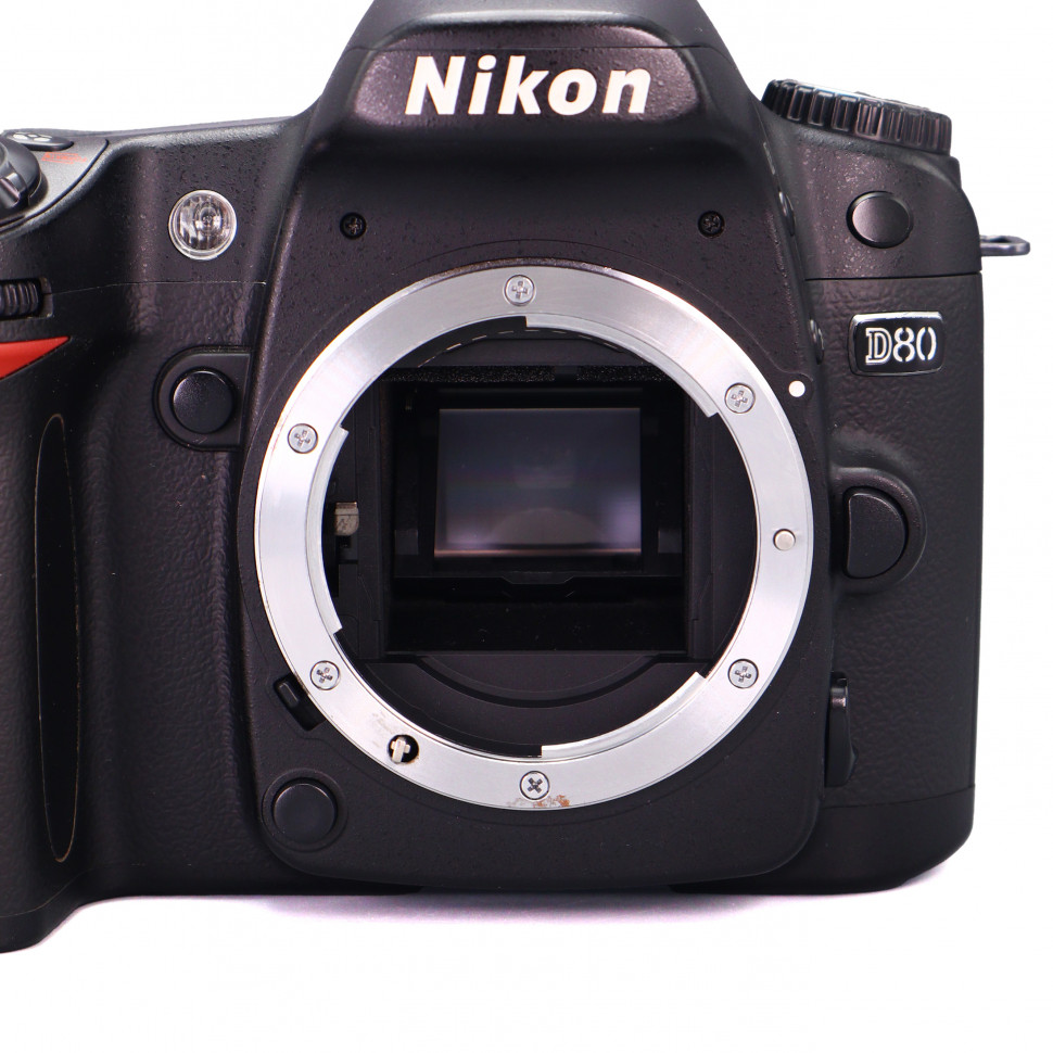 Nikon D80 (41.000 кадров)