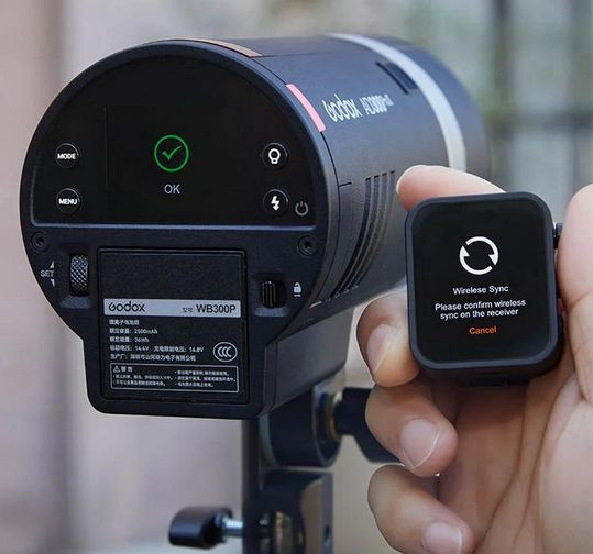Вспышка аккумуляторная Godox Witstro AD300ProII