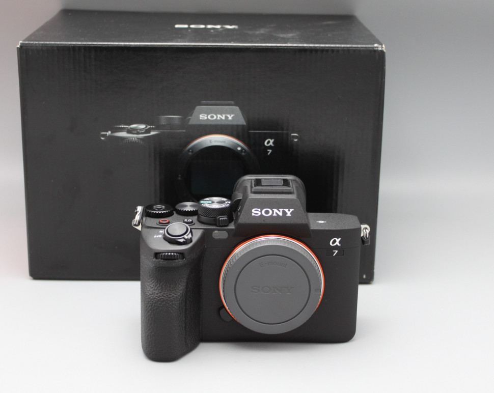 Sony A7 M4 body (8700 кадров)