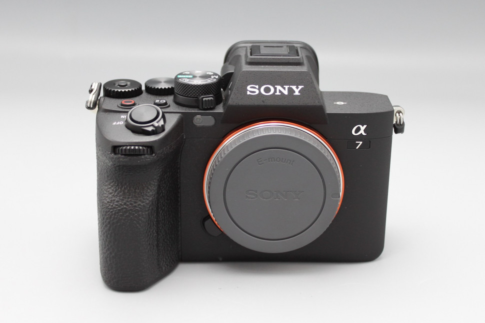 Sony A7 M4 body (8700 кадров)