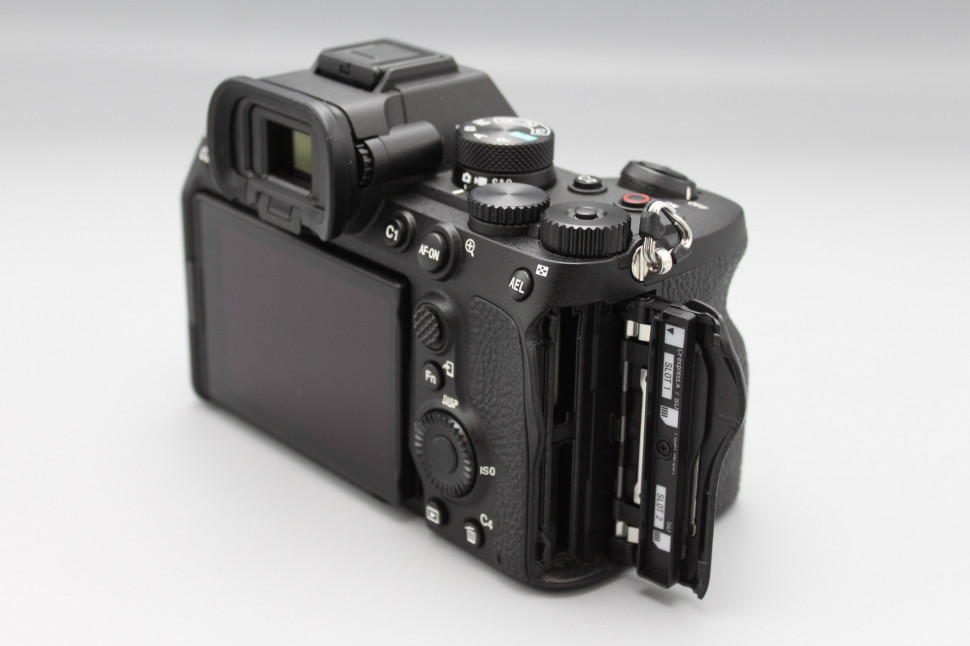 Sony A7 M4 body (8700 кадров)