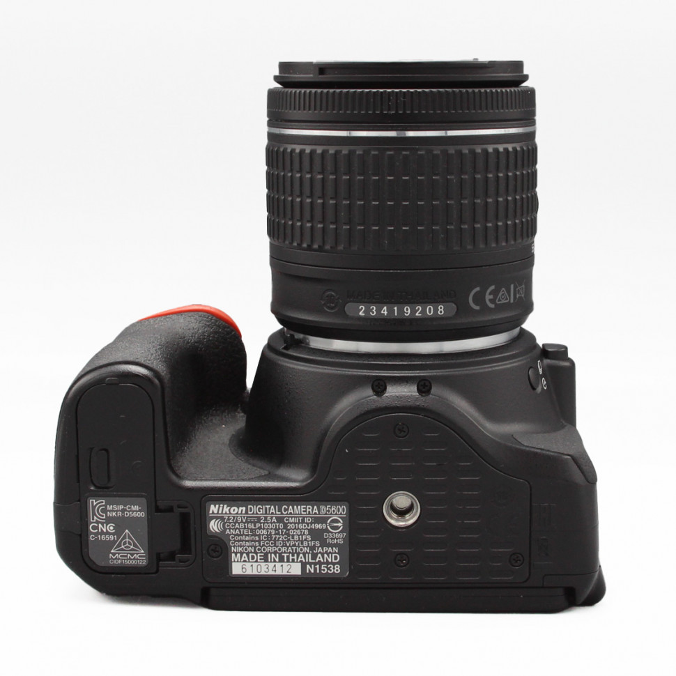Nikon D5600 Kit AF-P 18-55mm DX VR (20.000 кадров)
