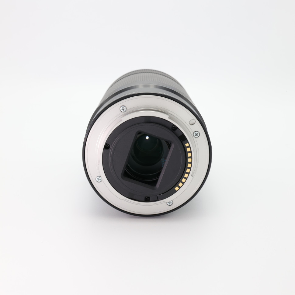 Sony E 55-210mm f/4.5-6.3 OSS (состояние 4)