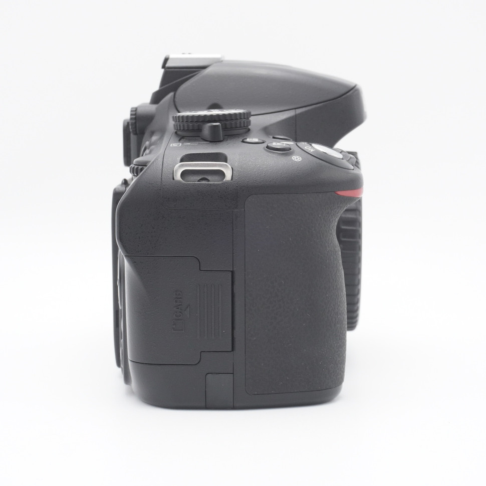 Canon EOS 4000D body (6500 кадров)