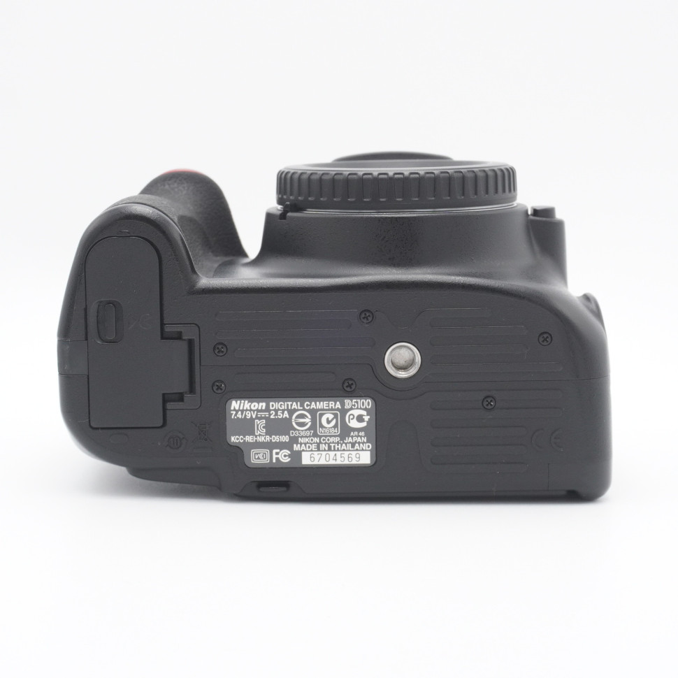 Canon EOS 4000D body (6500 кадров)