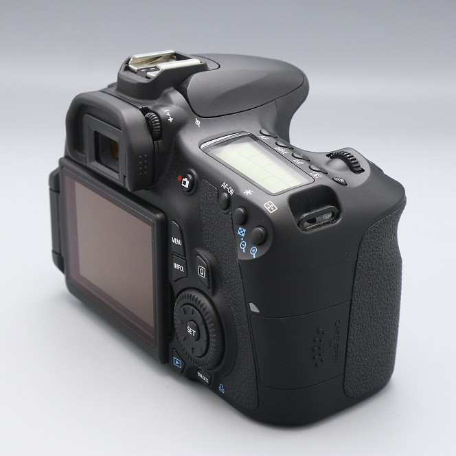 Canon 60D body (2700 кадров)