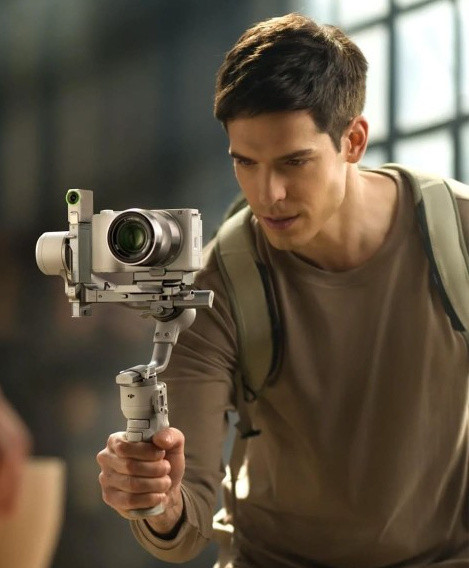 Стабилизатор DJI RS 4 mini Combo