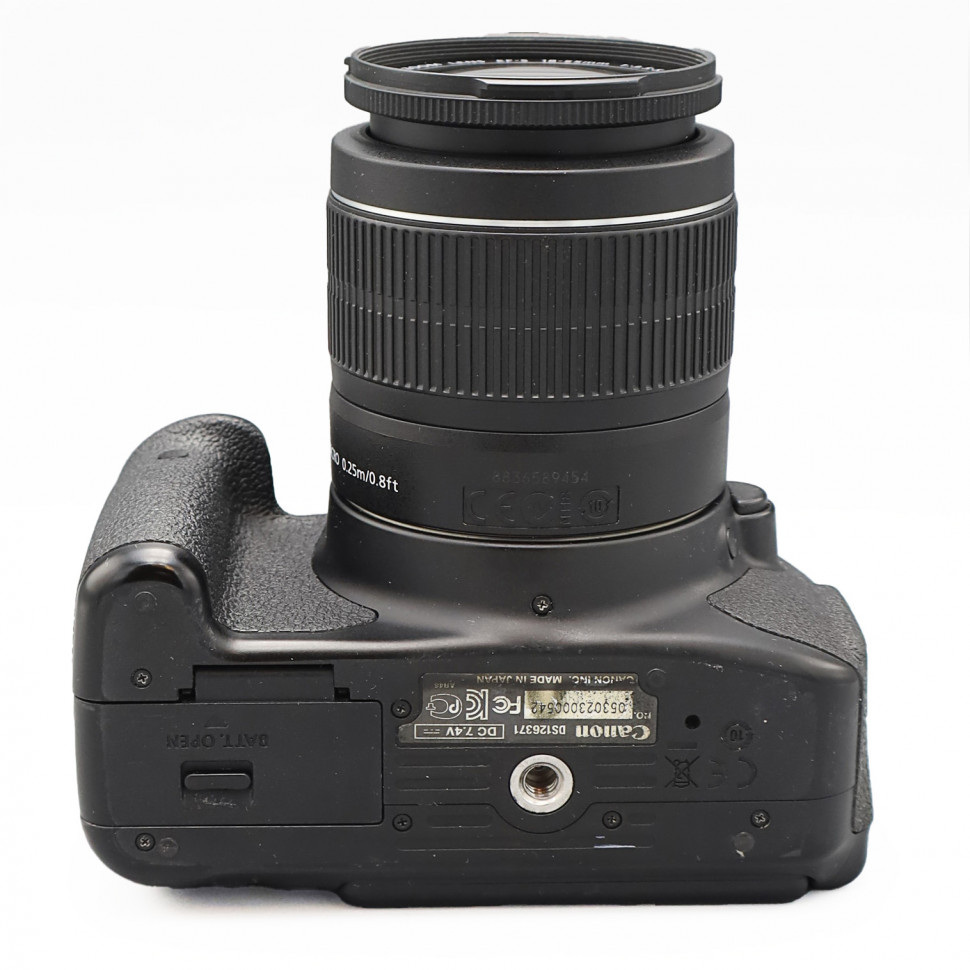 Canon EOS 650D Kit 18-55mm (24000 кадров)