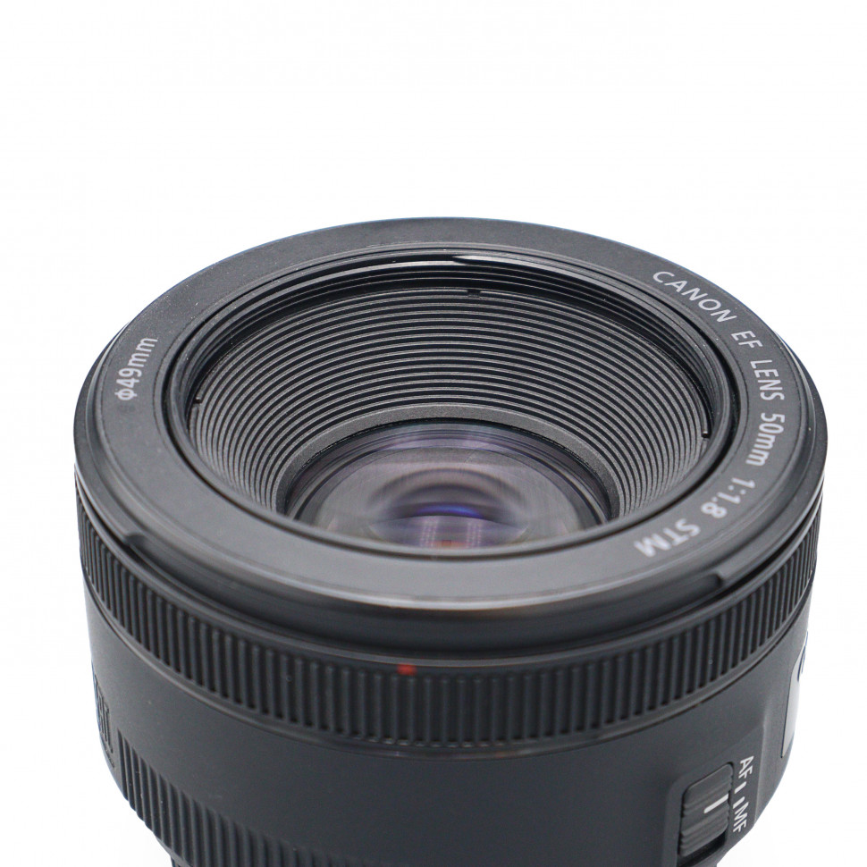 Canon EF 50mm f/1.8 STM (сост. 5-)