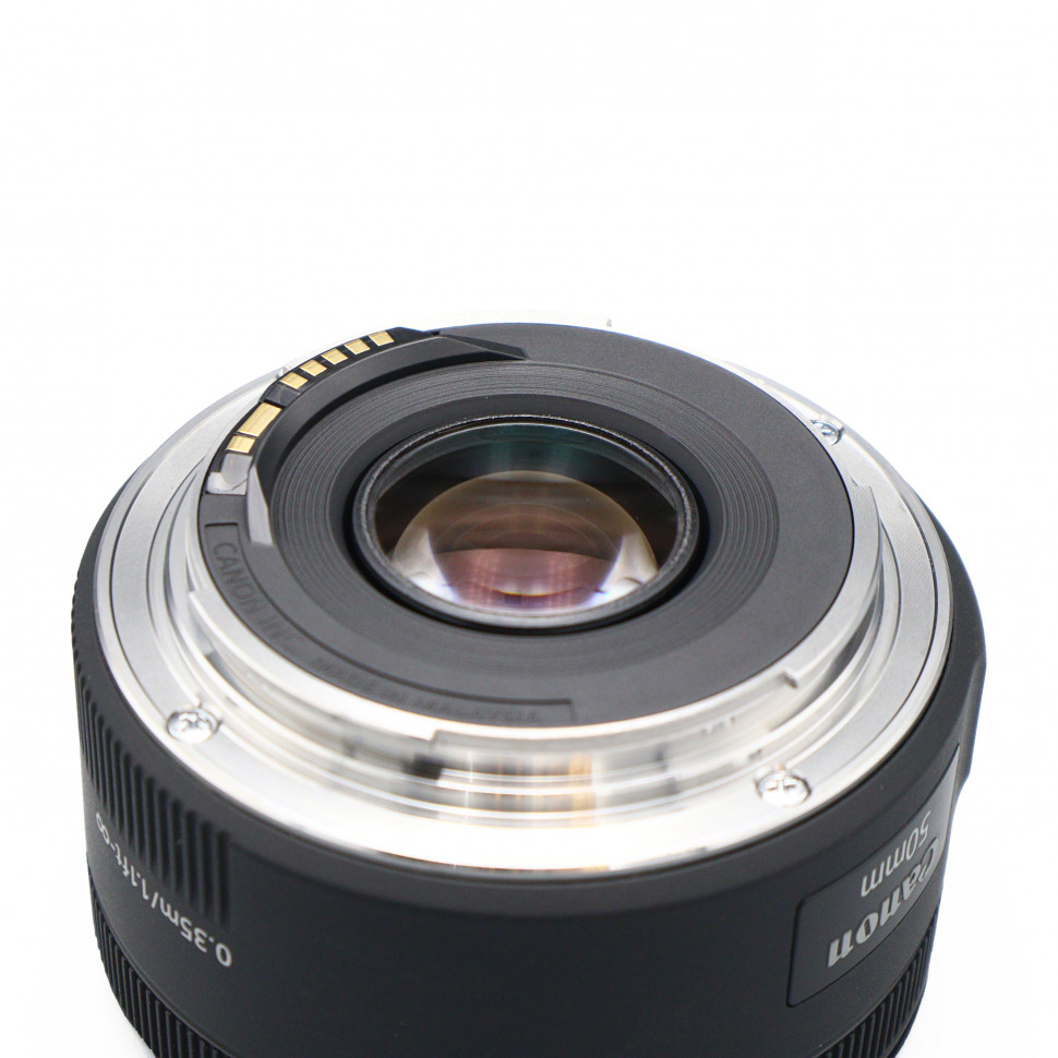Canon EF 50mm f/1.8 STM (сост. 5-)