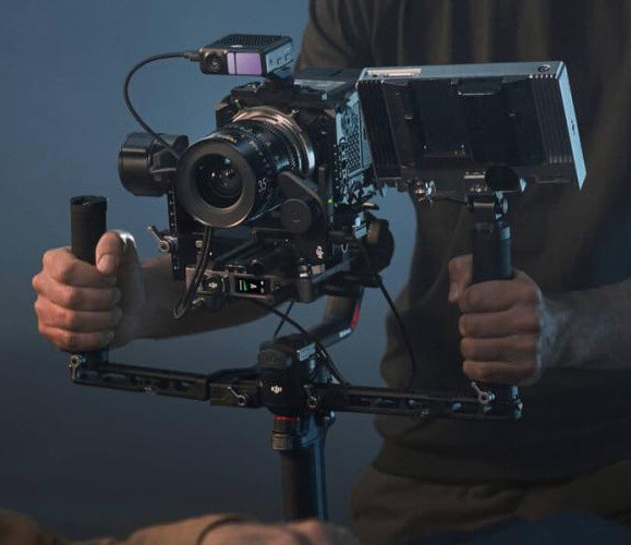 Стабилизатор DJI RS 4 Pro