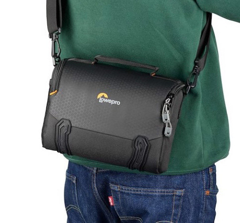 Фотосумка Lowepro Adventura SH 140 III черный