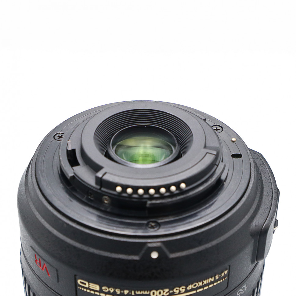 Nikon AF-S 55-200mm f/4-5.6 DX ED VR (состояние 5-)