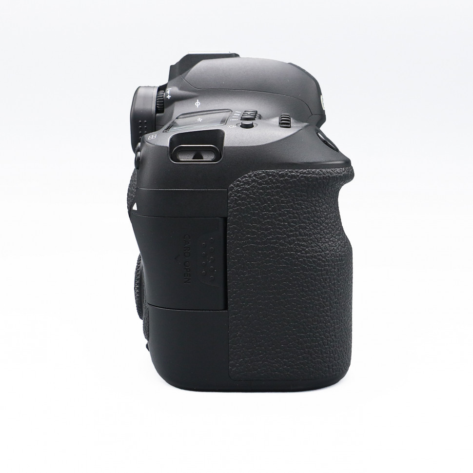 Canon EOS 6D II body (32000 кадров)