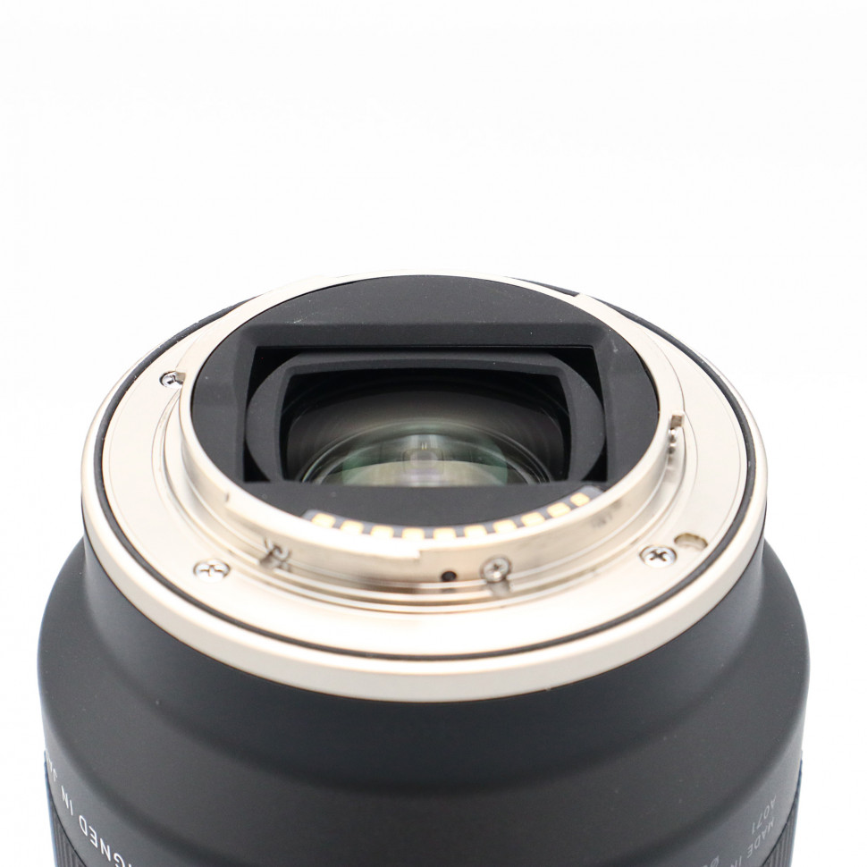 Tamron 28-200mm f/2.8-5.6 Di III RXD Sony (сост. 5)