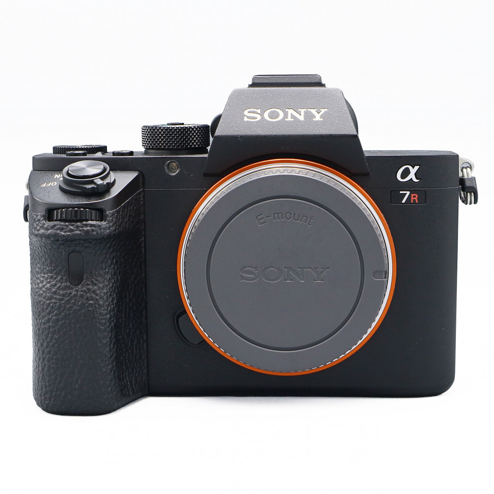 Sony α7R II (109000 кадров)