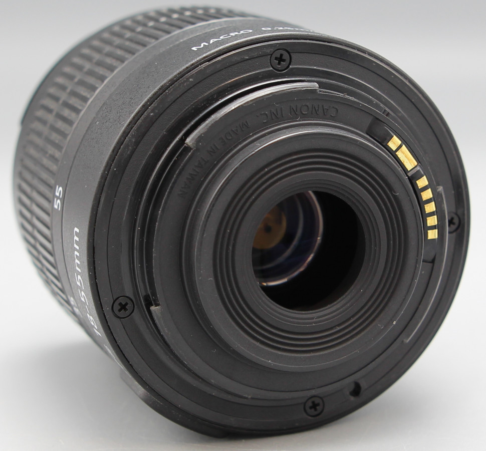 Canon EF-S 18-55mm f/3.5-5.6 III (состояние 5)