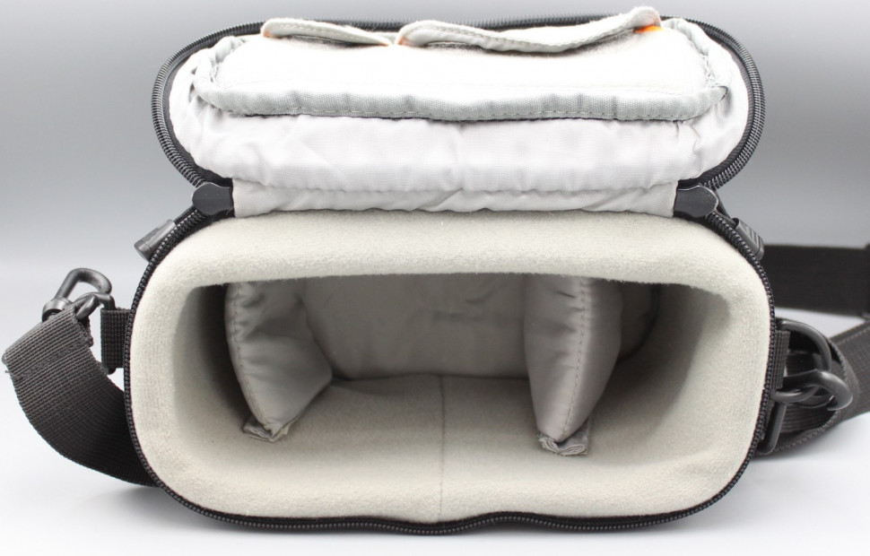 LowePro Cirrus 120 Black