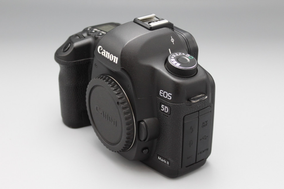 Canon EOS 5D Mark II (42500 кадров)