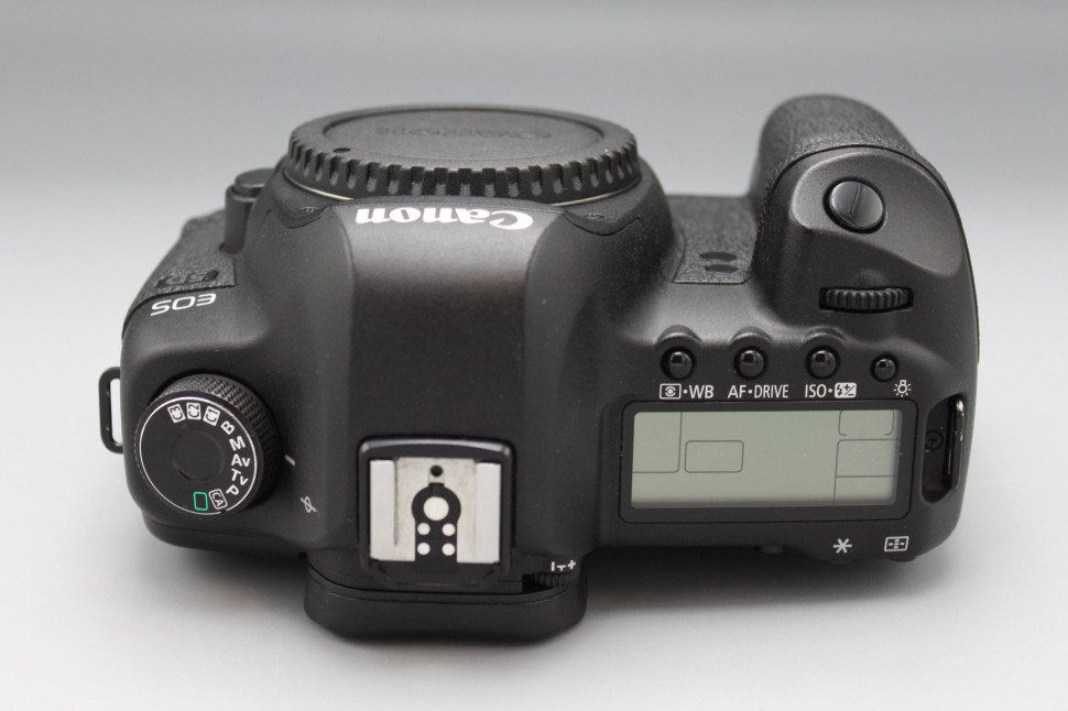 Canon EOS 5D Mark II (42500 кадров)