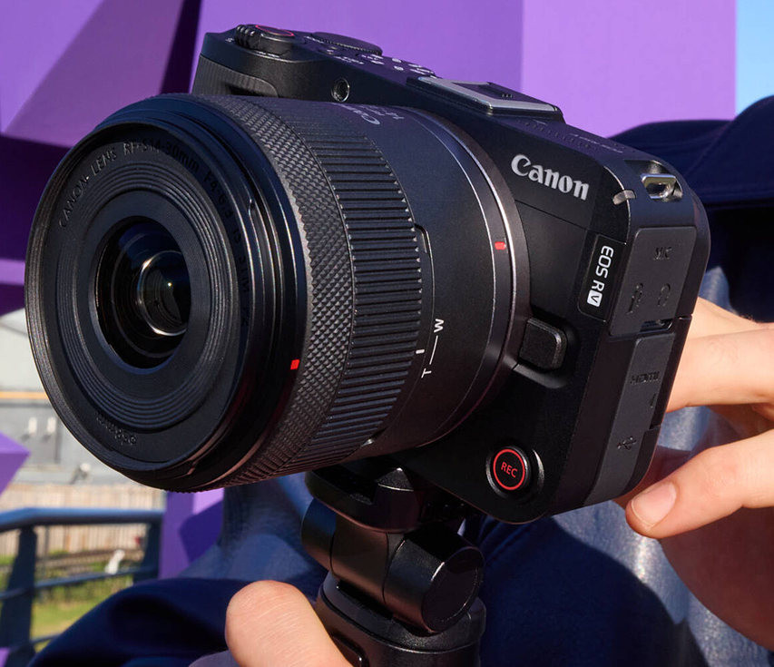 Фотоаппарат Canon EOS R50 V Body